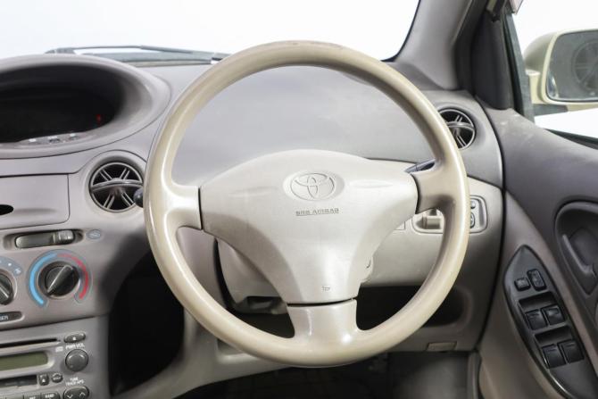 Toyota Platz с пробегом 2002 года, цена 349 000 рублей, 238000 км, седан, Автокод Объявления
