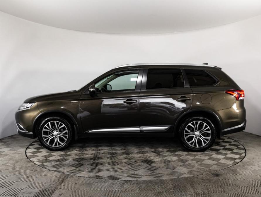 Mitsubishi Outlander III Рестайлинг 2 Санкт-Петербург  - изображение 9
