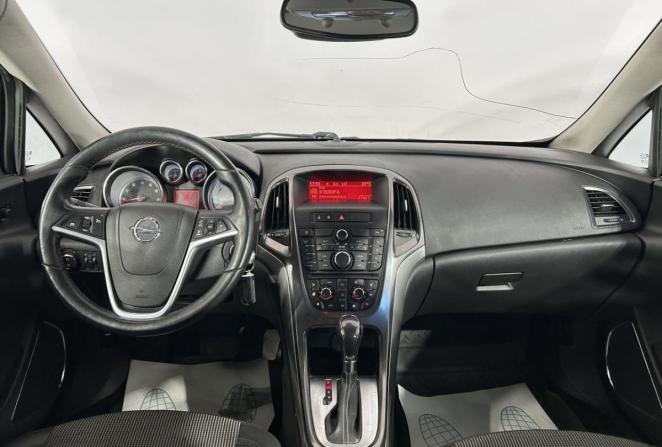 Opel Astra J с пробегом 2011 года, цена 590 000 рублей, 198947 км, хэтчбек, Автокод Объявления