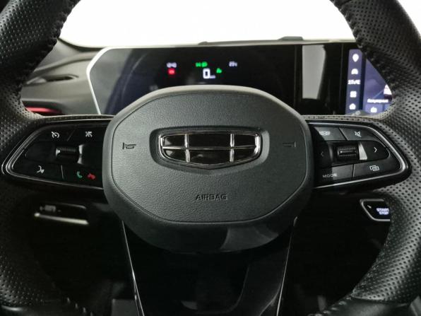 Geely Coolray I Рестайлинг с пробегом 2024 года, цена 2 195 000 рублей, 16573 км, внедорожник, Автокод Объявления