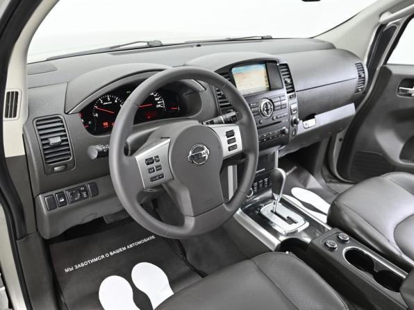 Nissan Pathfinder III Рестайлинг с пробегом 2011 года, цена 1 499 000 рублей, 232000 км, внедорожник, Автокод Объявления