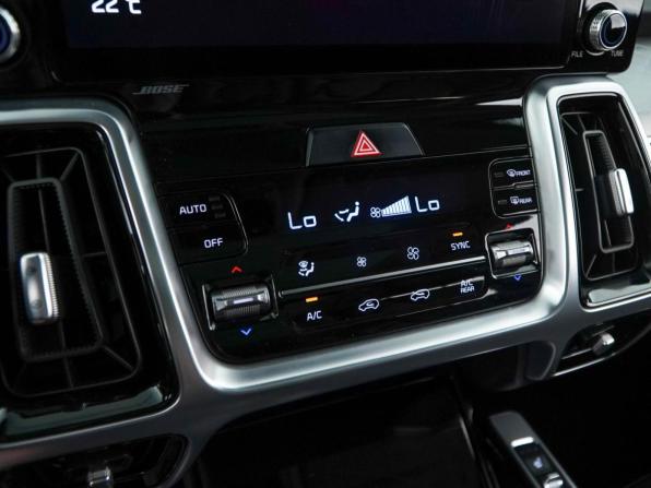 Kia Sorento IV с пробегом 2021 года, цена 3 377 444 рубля, 71478 км, внедорожник, Автокод Объявления