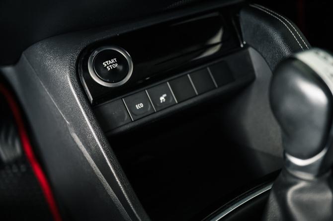 Renault Kaptur I Рестайлинг с пробегом 2021 года, цена 1 150 000 рублей, 145432 км, внедорожник, Автокод Объявления