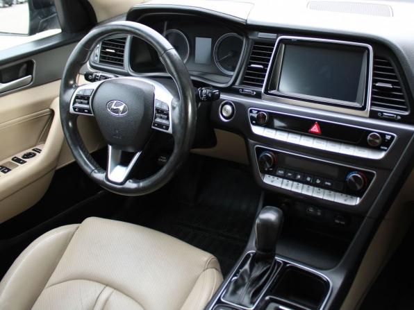Hyundai Sonata VII (LF) Рестайлинг с пробегом 2019 года, цена 1 749 000 рублей, 146600 км, седан, Автокод Объявления