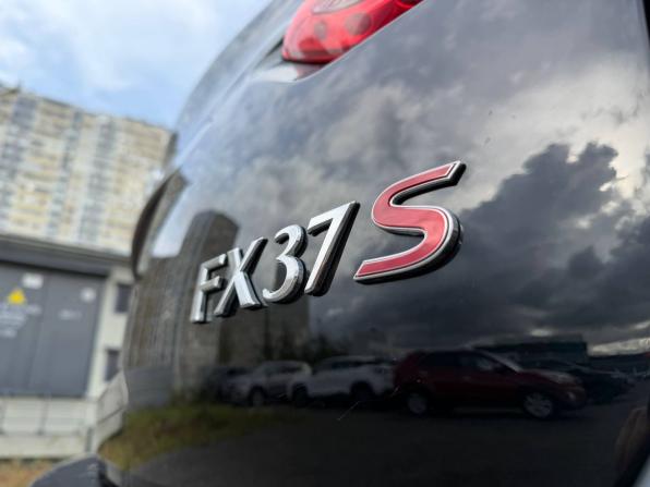Infiniti FX II (S51) с пробегом 2011 года, цена 1 415 000 рублей, 281000 км, внедорожник, Автокод Объявления