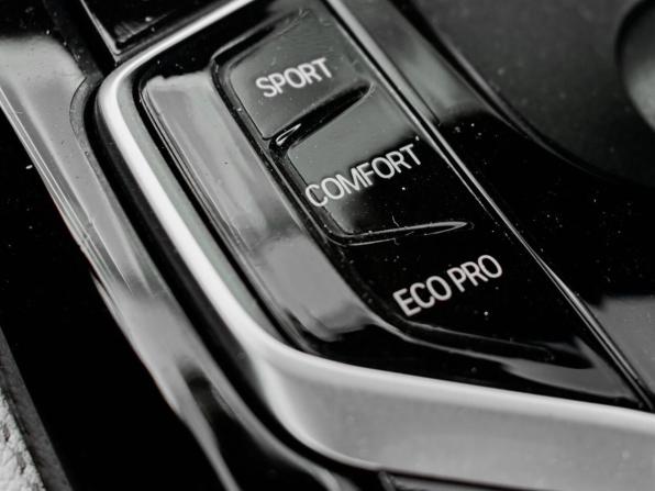 BMW 5 серии VII (G30/G31/G38) Рестайлинг с пробегом 2021 года, цена 4 950 000 рублей, 106064 км, седан, Автокод Объявления