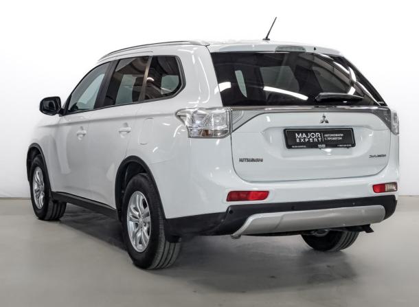 Mitsubishi Outlander III Рестайлинг с пробегом 2014 года, цена 1 595 000 рублей, 120711 км, внедорожник, Автокод Объявления