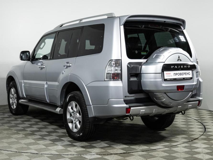 Mitsubishi Pajero IV Санкт-Петербург  - изображение 8