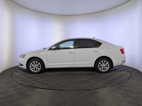 Skoda Octavia III (A7) Рестайлинг с пробегом 2019 года, цена 1 790 000 рублей, 94440 км, лифтбек, Автокод Объявления