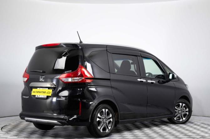 Honda Freed II Рестайлинг с пробегом 2022 года, цена 2 199 000 рублей, 42623 км, компактвэн, Автокод Объявления