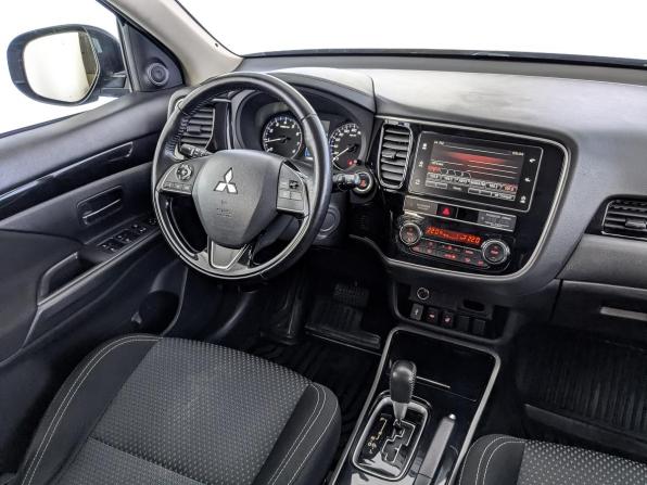 Mitsubishi Outlander III Рестайлинг 3 с пробегом 2019 года, цена 1 870 000 рублей, 178898 км, внедорожник, Автокод Объявления