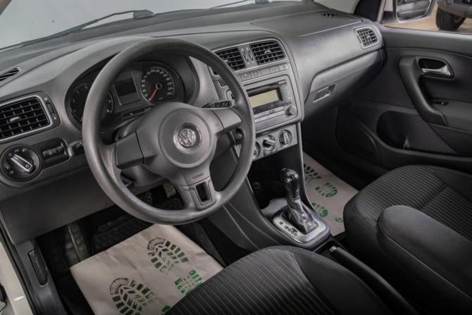 Volkswagen Polo V с пробегом 2012 года, цена 829 000 рублей, 171300 км, седан, Автокод Объявления