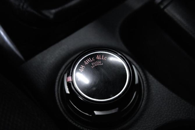 Mitsubishi L200 V с пробегом 2015 года, цена 1 430 000 рублей, 343001 км, пикап, Автокод Объявления