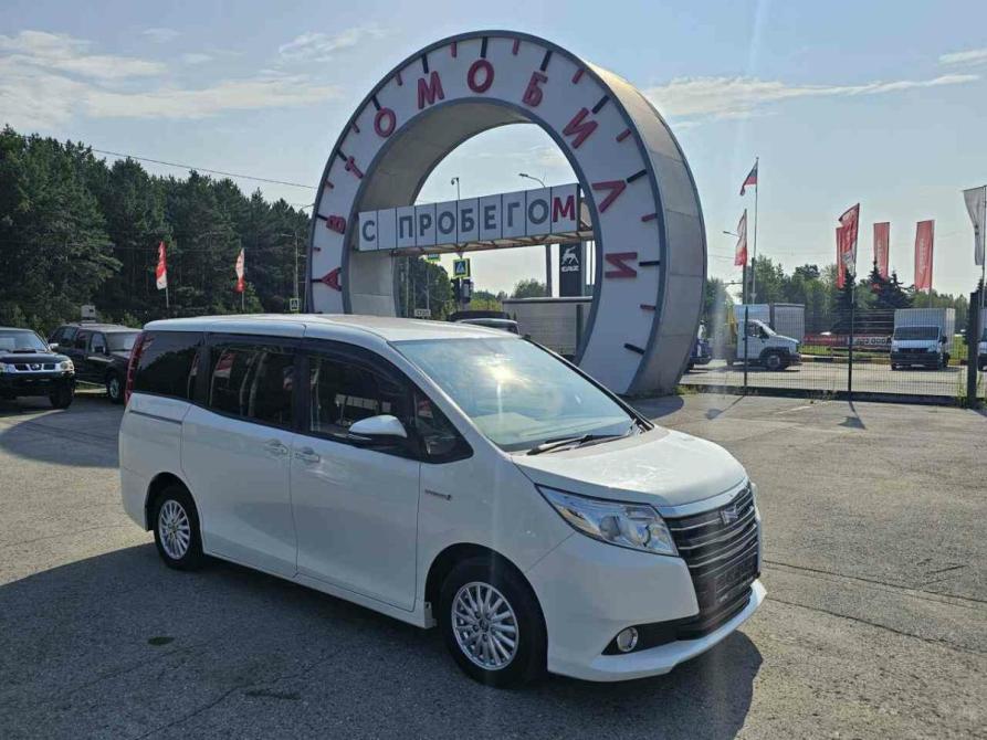 Toyota Noah III (R80) Тюмень  - изображение 1