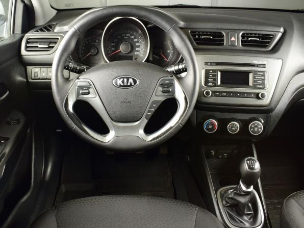 Kia Rio III Рестайлинг с пробегом 2016 года, цена 849 999 рублей, 154900 км, хэтчбек, Автокод Объявления