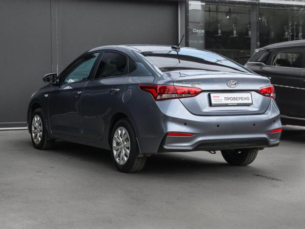 Hyundai Solaris II с пробегом 2017 года, цена 990 000 рублей, 216000 км, седан, Автокод Объявления
