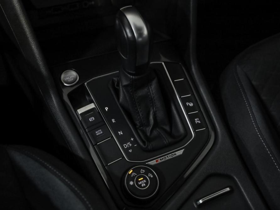 Volkswagen Tiguan II Санкт-Петербург  - изображение 17