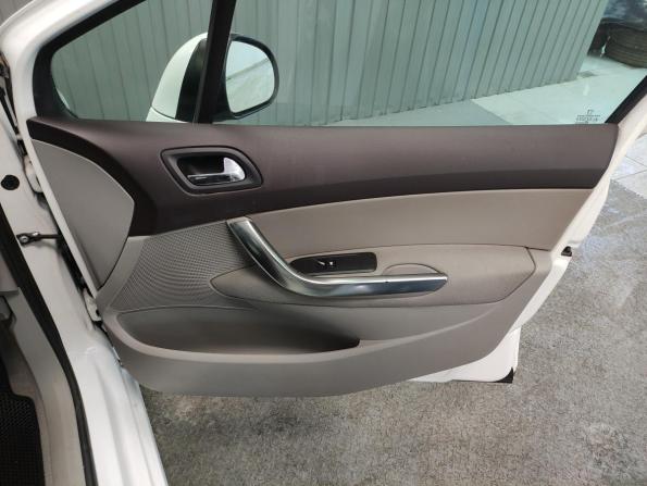 Peugeot 308 I Рестайлинг с пробегом 2011 года, цена 585 000 рублей, 148500 км, хэтчбек, Автокод Объявления