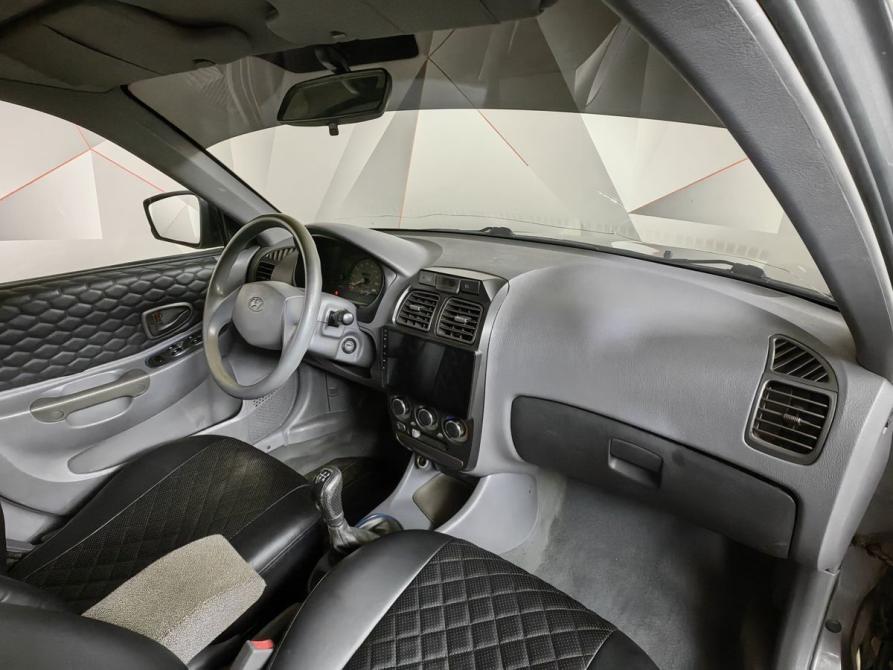 Hyundai Accent II Москва  - изображение 10