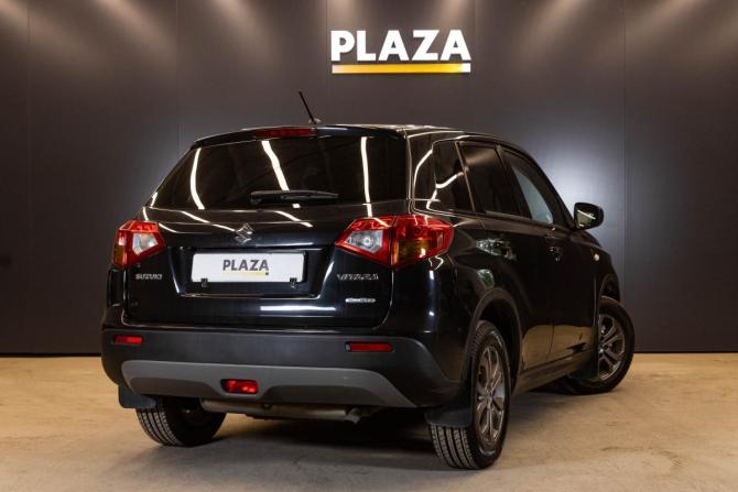 Suzuki Vitara II с пробегом 2018 года, цена 1 599 000 рублей, 143275 км, внедорожник, Автокод Объявления