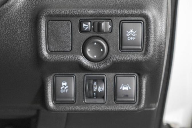 Nissan Note II Рестайлинг с пробегом 2017 года, цена 1 049 000 рублей, 92000 км, хэтчбек, Автокод Объявления