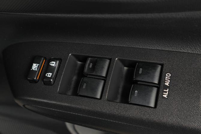 Toyota Wish II с пробегом 2010 года, цена 1 259 000 рублей, 161254 км, минивэн, Автокод Объявления