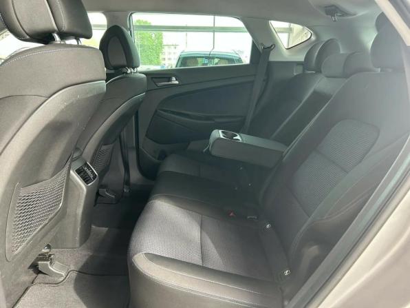 Hyundai Tucson III с пробегом 2018 года, цена 1 795 000 рублей, 242119 км, внедорожник, Автокод Объявления