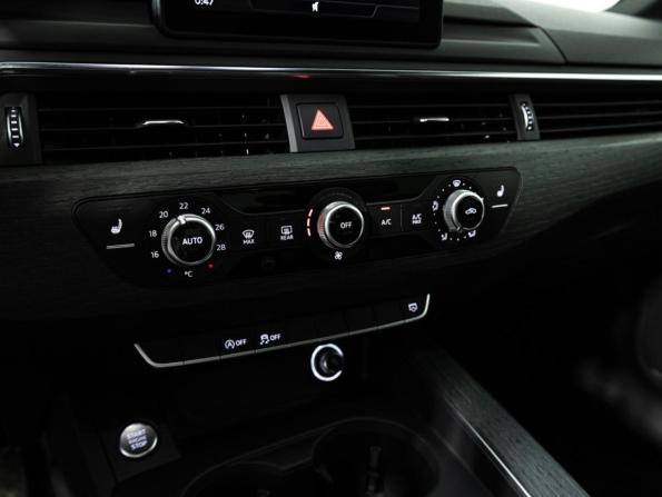 Audi A4 V (B9) с пробегом 2017 года, цена 2 290 000 рублей, 127200 км, седан, Автокод Объявления