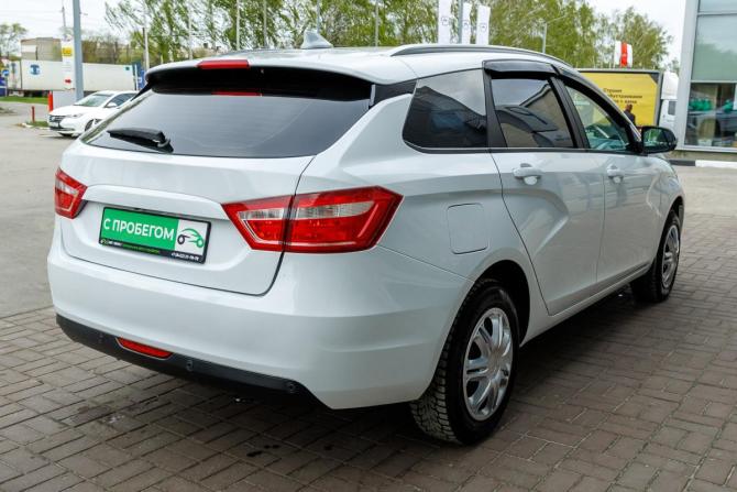 Lada (ВАЗ) Vesta I с пробегом 2022 года, цена 1 206 000 рублей, 42000 км, универсал, Автокод Объявления