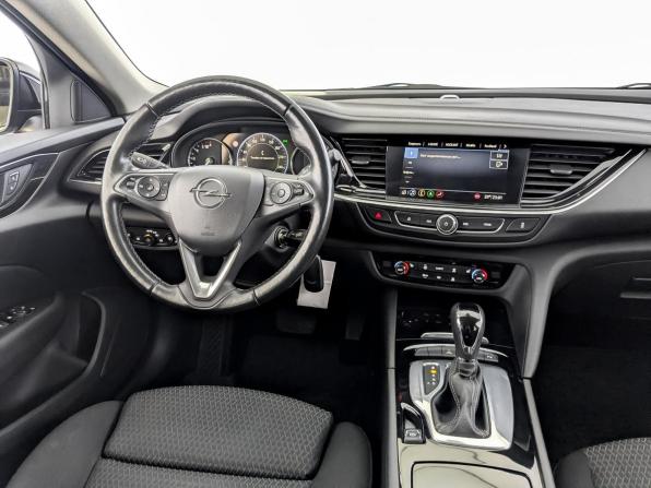 Opel Insignia II Рестайлинг с пробегом 2021 года, цена 1 890 000 рублей, 113346 км, лифтбек, Автокод Объявления