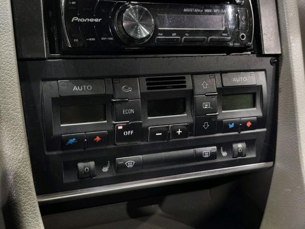 Audi A4 III (B7) с пробегом 2004 года, цена 550 000 рублей, 246638 км, универсал, Автокод Объявления