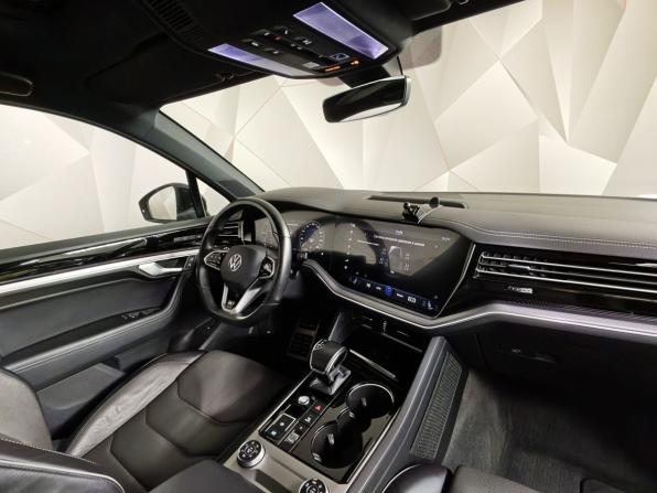 Volkswagen Touareg III с пробегом 2021 года, цена 6 800 000 рублей, 92971 км, внедорожник, Автокод Объявления