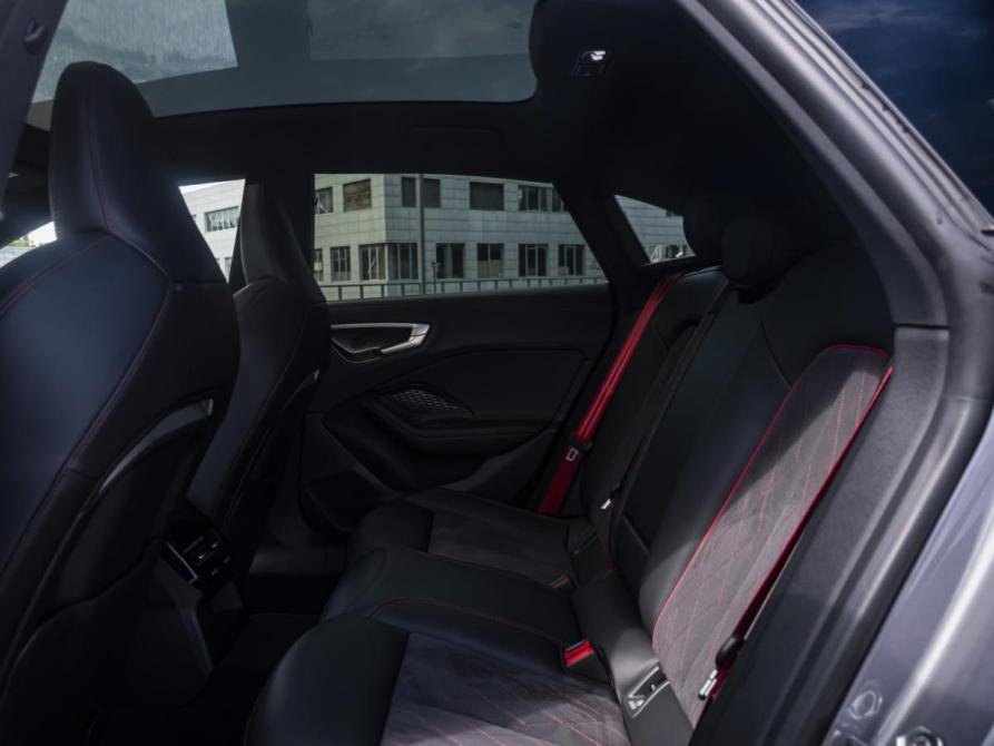 Audi A5 III (B10) Москва  - изображение 15