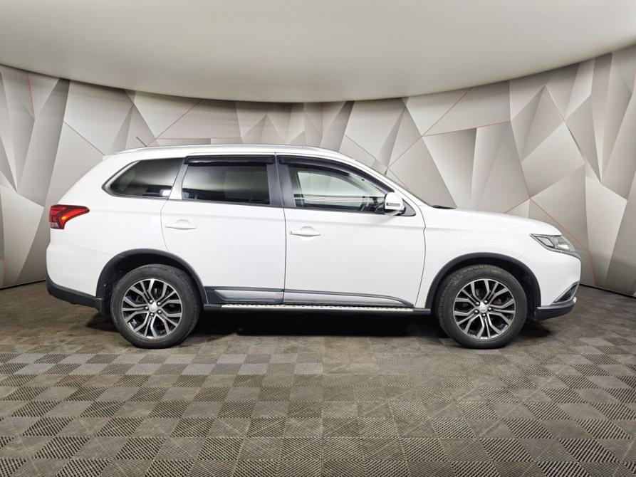 Mitsubishi Outlander III Рестайлинг 2 Москва  - изображение 6