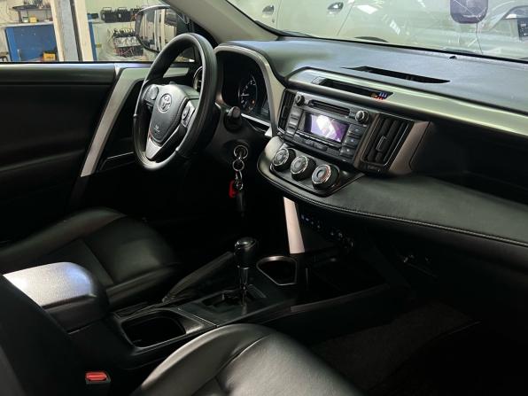 Toyota RAV4 IV (XA40) Рестайлинг с пробегом 2016 года, цена 2 199 000 рублей, 156447 км, внедорожник, Автокод Объявления