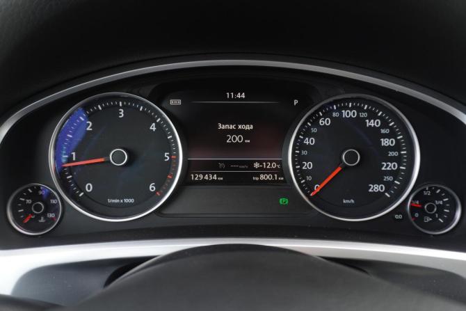 Volkswagen Touareg II Рестайлинг с пробегом 2015 года, цена 3 119 000 рублей, 129399 км, внедорожник, Автокод Объявления