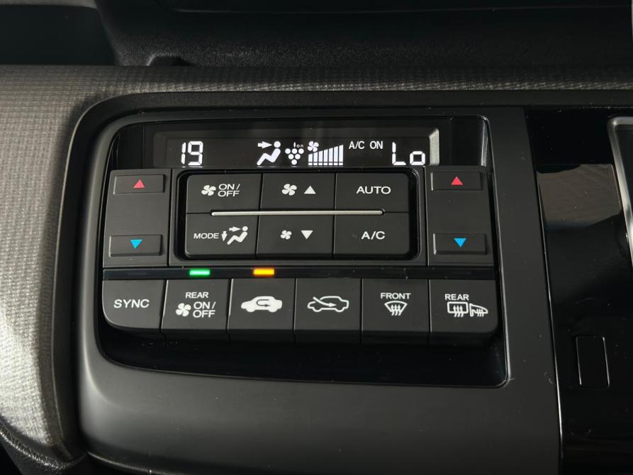 Honda Stepwgn V Рестайлинг Санкт-Петербург  - изображение 24