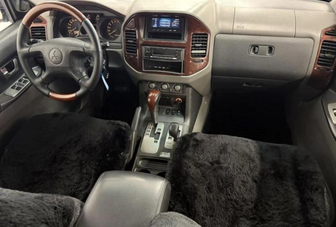 Mitsubishi Pajero III Рестайлинг с пробегом 2004 года, цена 890 000 рублей, 284226 км, внедорожник, Автокод Объявления