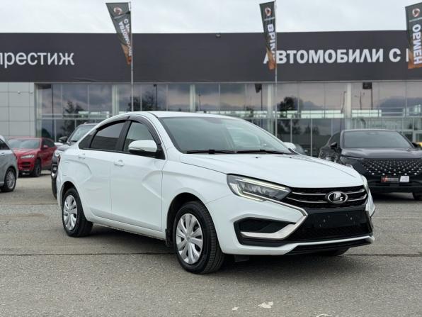 Lada (ВАЗ) Vesta I Рестайлинг (NG) с пробегом 2024 года, цена 975 000 рублей, 70357 км, седан, Автокод Объявления