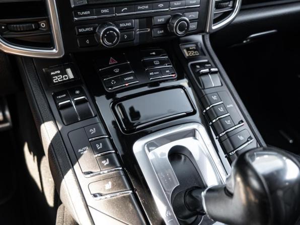 Porsche Cayenne II (958) с пробегом 2010 года, цена 2 699 000 рублей, 258500 км, внедорожник, Автокод Объявления
