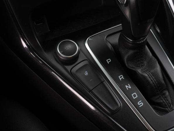 Ford Focus III Рестайлинг с пробегом 2017 года, цена 939 000 рублей, 208031 км, универсал, Автокод Объявления