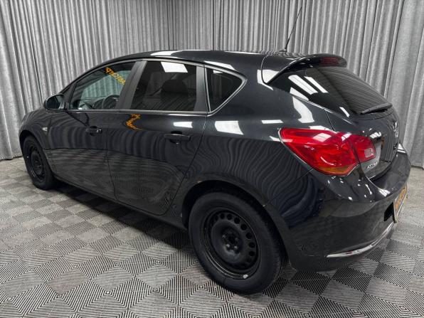 Opel Astra J с пробегом 2012 года, цена 600 000 рублей, 184954 км, хэтчбек, Автокод Объявления
