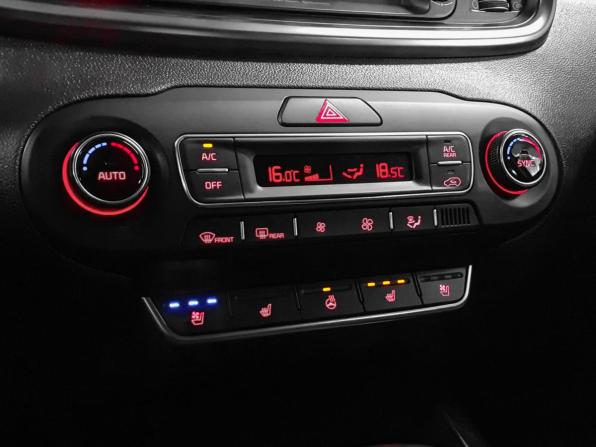 Kia Sorento III Prime Рестайлинг с пробегом 2018 года, цена 2 614 000 рублей, 193358 км, внедорожник, Автокод Объявления