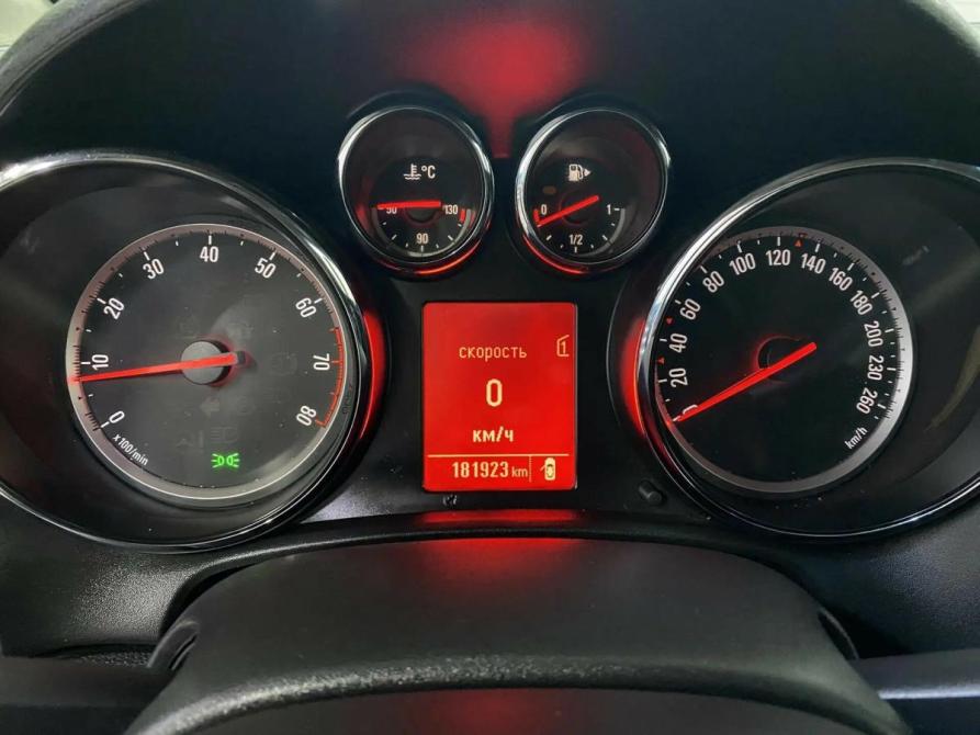 Opel Astra J Рестайлинг Набережные Челны  - изображение 9