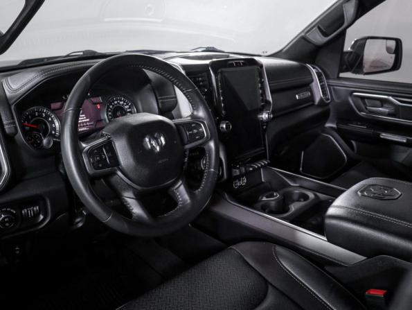 Ram 1500 V с пробегом 2023 года, цена 7 300 000 рублей, 62680 км, offers.body_type.unknown, Автокод Объявления