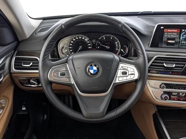 BMW 7 серии VI (G11/G12) с пробегом 2016 года, цена 3 185 000 рублей, 170782 км, седан, Автокод Объявления