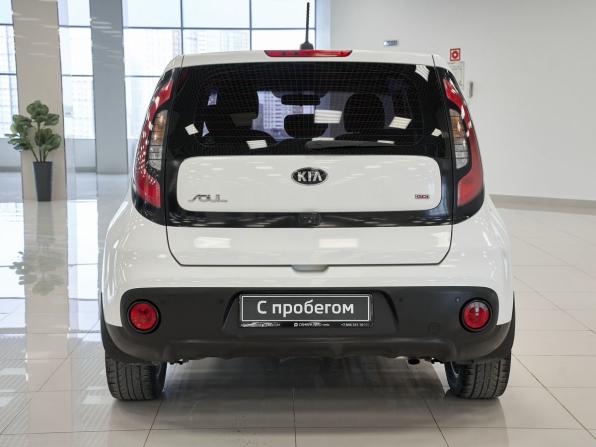 Kia Soul II Рестайлинг с пробегом 2017 года, цена 1 209 000 рублей, 196283 км, хэтчбек, Автокод Объявления