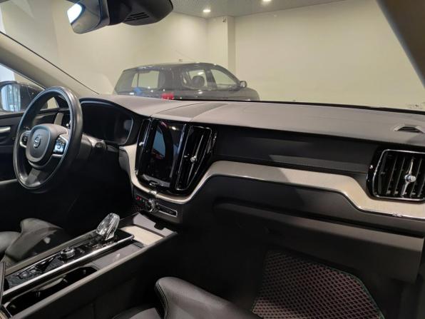 Volvo XC60 II Рестайлинг с пробегом 2021 года, цена 5 250 000 рублей, 65786 км, внедорожник, Автокод Объявления