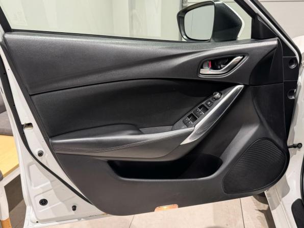 Mazda 6 III (GJ) Рестайлинг с пробегом 2015 года, цена 1 373 873 рубля, 232279 км, седан, Автокод Объявления