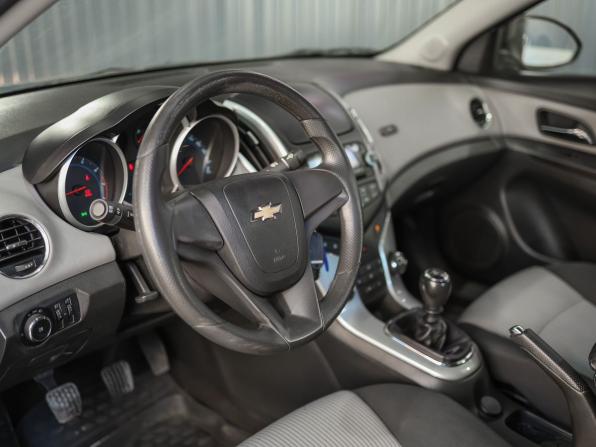 Chevrolet Cruze I Рестайлинг с пробегом 2013 года, цена 959 000 рублей, 77260 км, седан, Автокод Объявления